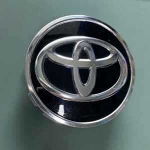 ฝาปิดดุมล้อToyotaแท้ 1ชิ้น ของใหม่มีตำหนิเล็กน้อย