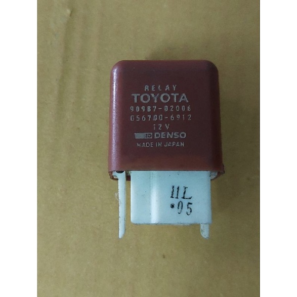 รีเลย์ 12v TOYOTA  4ขา   คุมไฟหน้า MIHGTI X  LH113 AE100 ตรงรุ่นตรงสี  มือ2ญี่ปุ่น