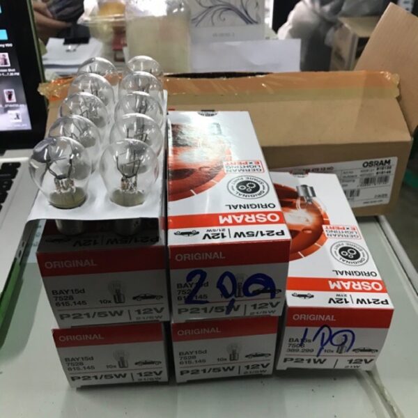 *ยกกล่อง(10หลอด) ** หลอดไฟ ท้ายรถยนต์ osram แท้  12v p21/5w และ p21w 1 ไส้และ 2 ไส้